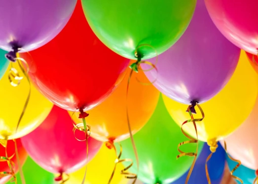 Vilka reklamballonger fungerar bäst för mässor och utomhusevenemang?