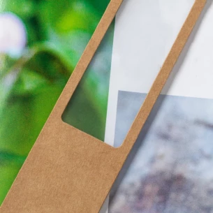 Förstoringsglas av återvunnen kartong - neutral