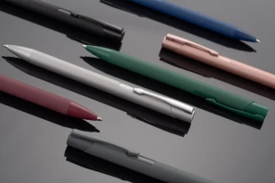 SOT kulspetspenna - Svart